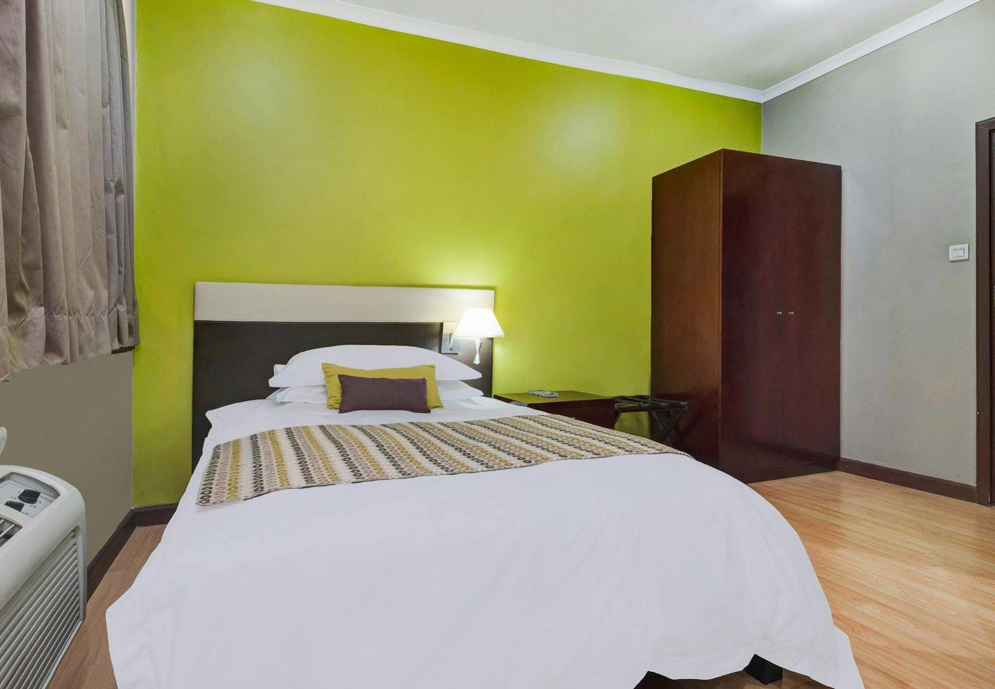 Protea Hotel Lusaka Cairo Road Bagian luar foto