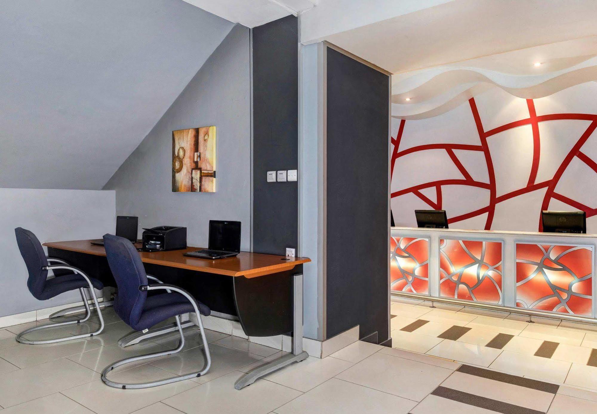 Protea Hotel Lusaka Cairo Road Bagian luar foto